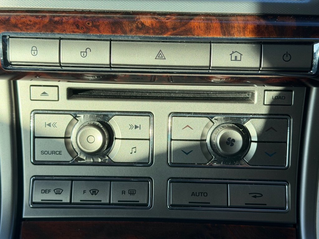 Used Jaguar XF 2009 for sale - 77010090: Photo 16