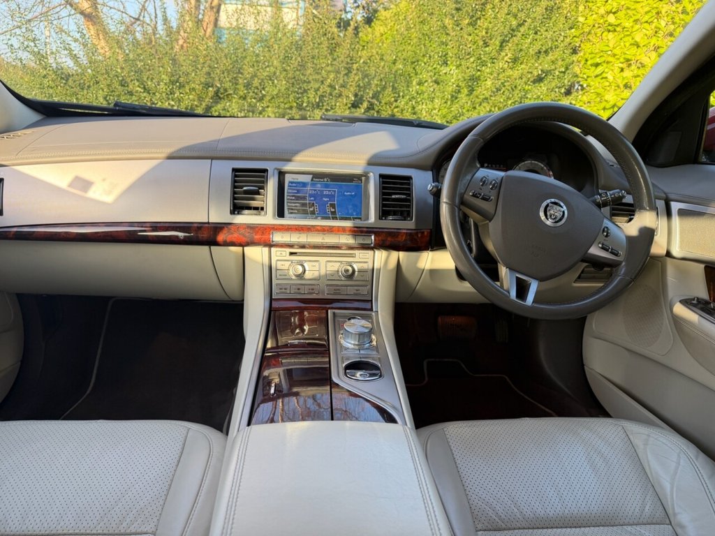 Used Jaguar XF 2009 for sale - 77010090: Photo 23