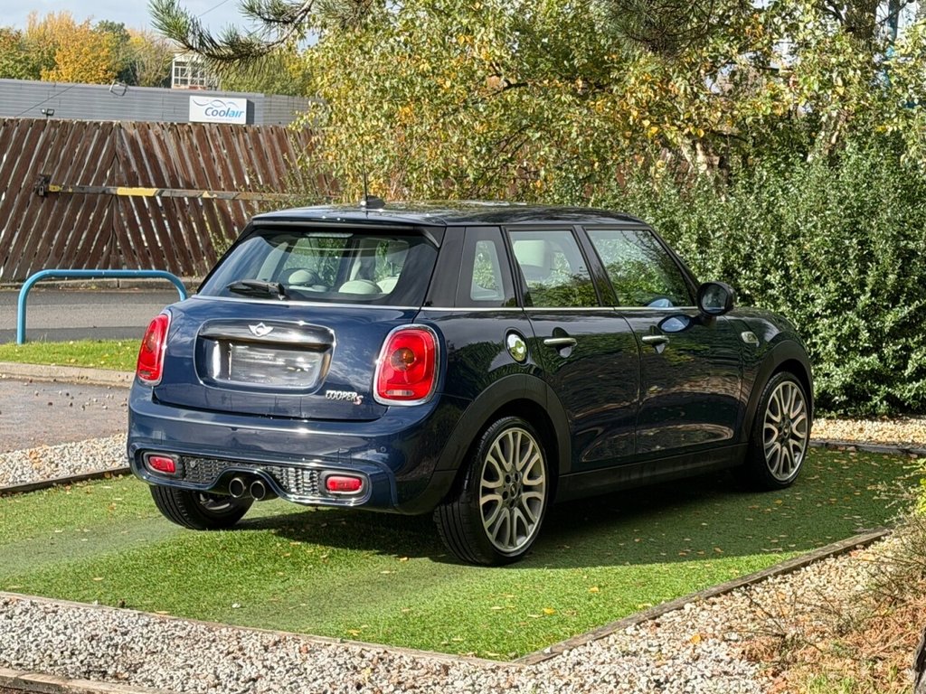 Used MINI Hatch 2015 for sale - 76368083: Photo 4