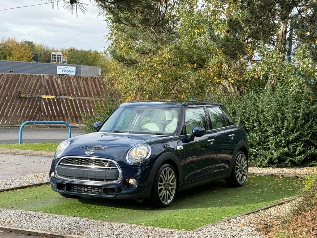 Used MINI Hatch 2015 for sale - 76368083: Photo 9