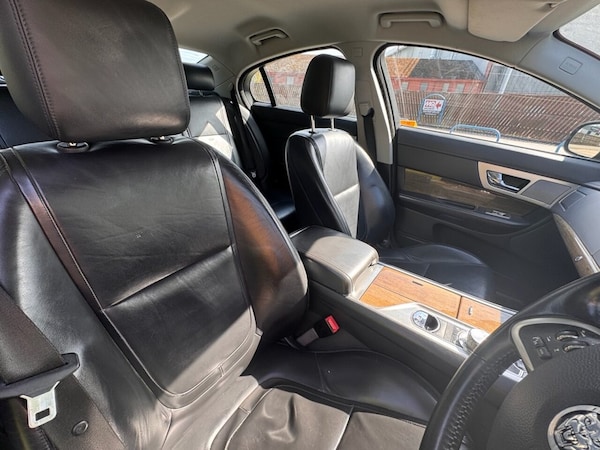 Used Jaguar XF 2012 for sale - 75211696: Photo 10
