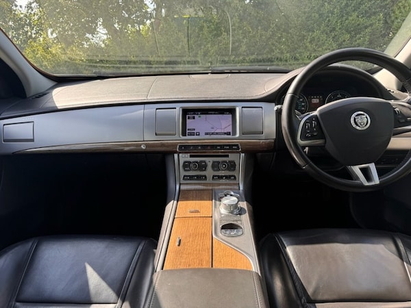 Used Jaguar XF 2012 for sale - 75211696: Photo 3