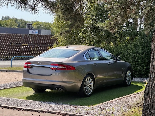 Used Jaguar XF 2012 for sale - 75211696: Photo 7