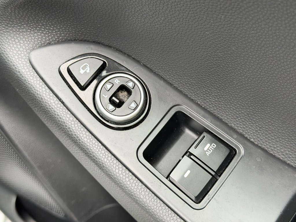 Used Hyundai i20 2017 for sale - 76986244: Photo 19