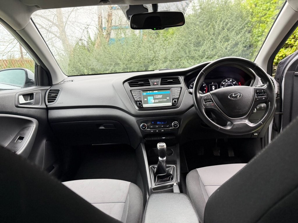 Used Hyundai i20 2017 for sale - 76986244: Photo 20