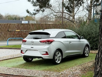 Used Hyundai i20 2017 for sale - 76986244: Photo