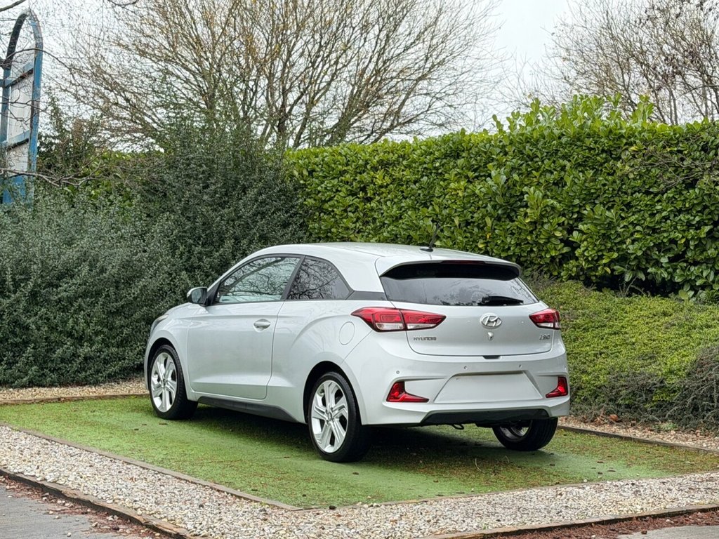 Used Hyundai i20 2017 for sale - 76986244: Photo 6