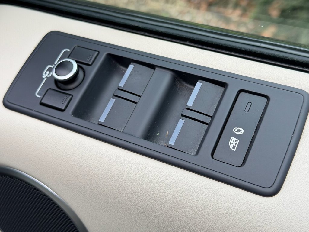 Used Land Rover Range Rover Sport 2015 for sale - 77667327: Photo 21