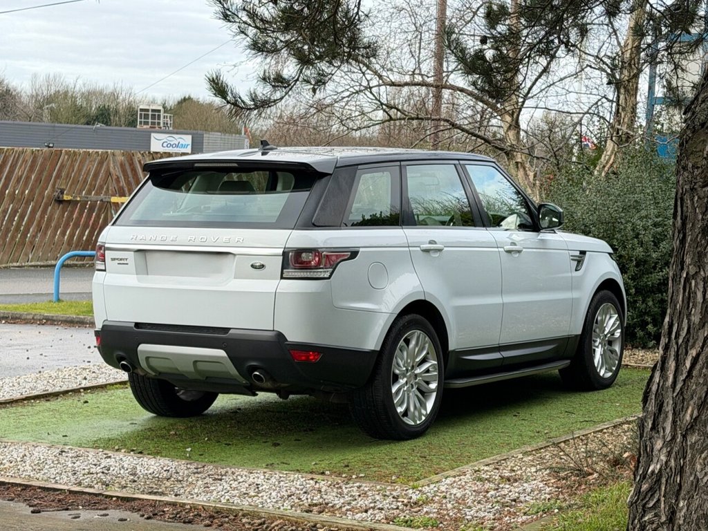 Used Land Rover Range Rover Sport 2015 for sale - 77667327: Photo 8
