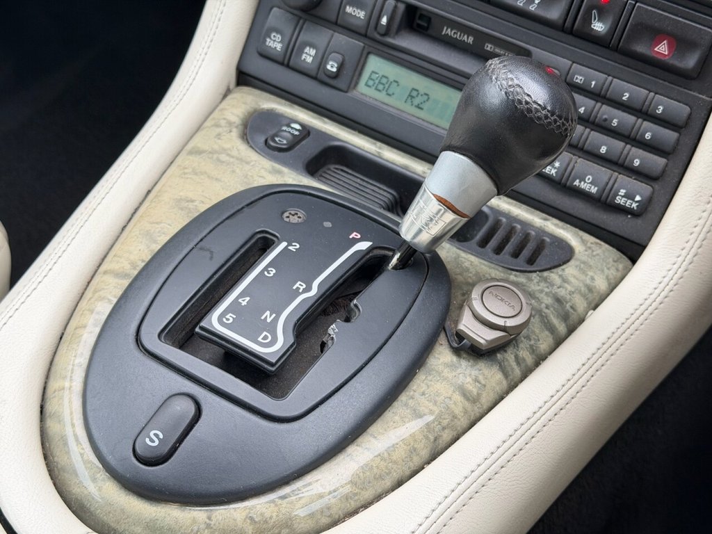 Used Jaguar XK8 2003 for sale - 77171963: Photo 12