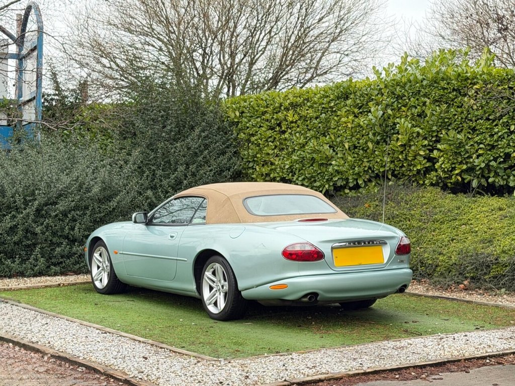 Used Jaguar XK8 2003 for sale - 77171963: Photo 7