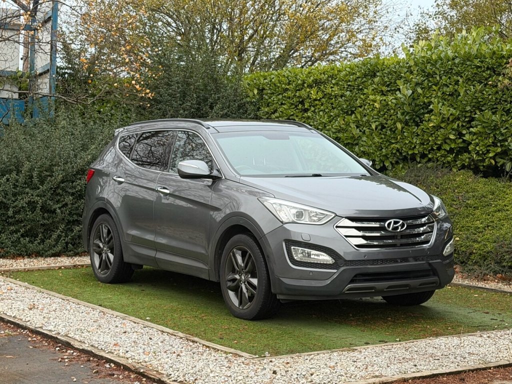 Used Hyundai Santa Fe 2013 for sale - 76841147: Photo 1