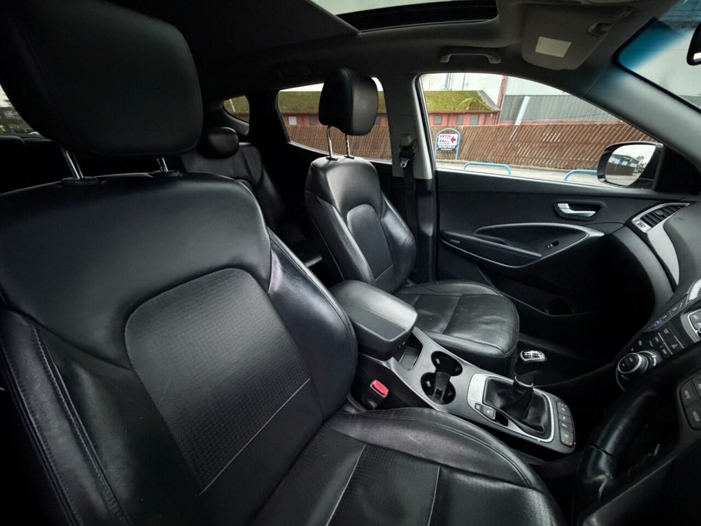 Used Hyundai Santa Fe 2013 for sale - 76841147: Photo 16