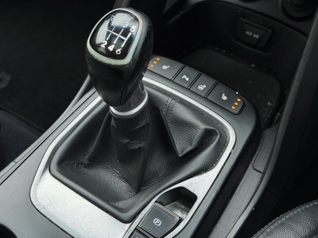 Used Hyundai Santa Fe 2013 for sale - 76841147: Photo 17