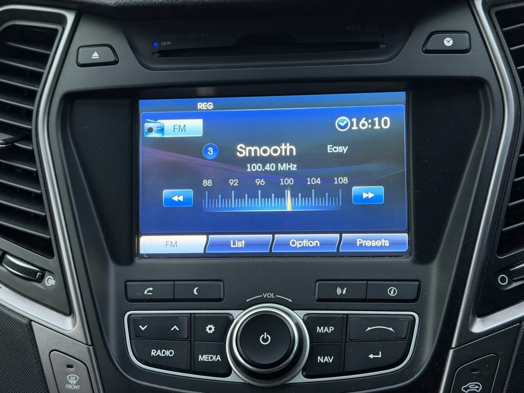 Used Hyundai Santa Fe 2013 for sale - 76841147: Photo 24