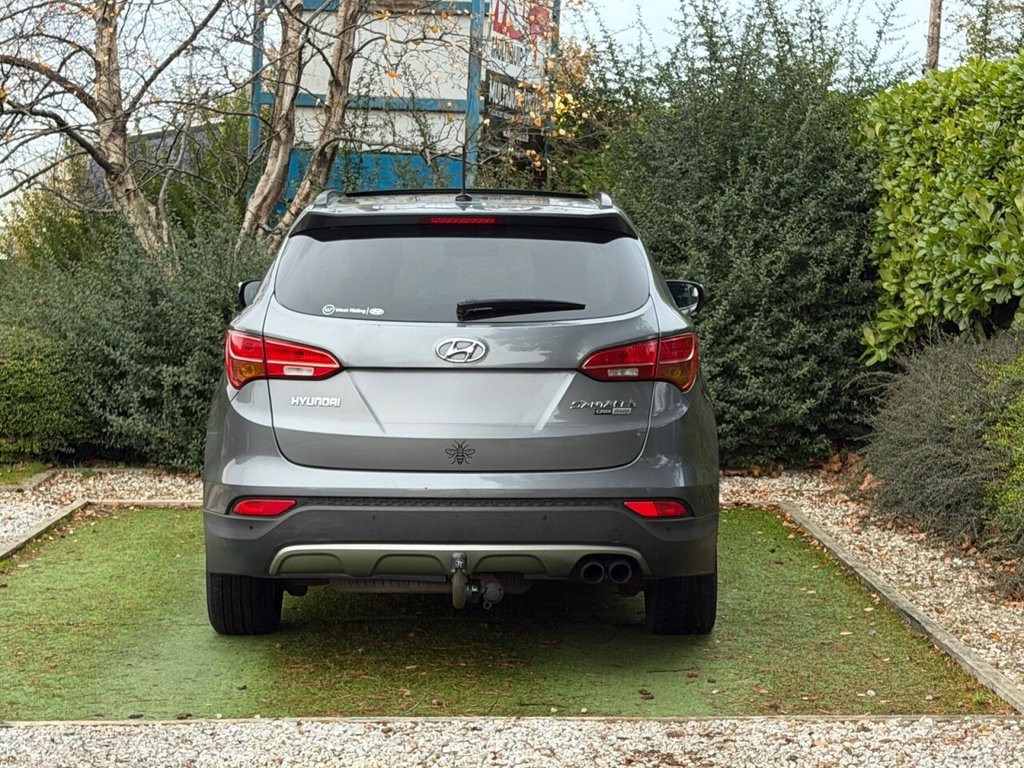 Used Hyundai Santa Fe 2013 for sale - 76841147: Photo 6