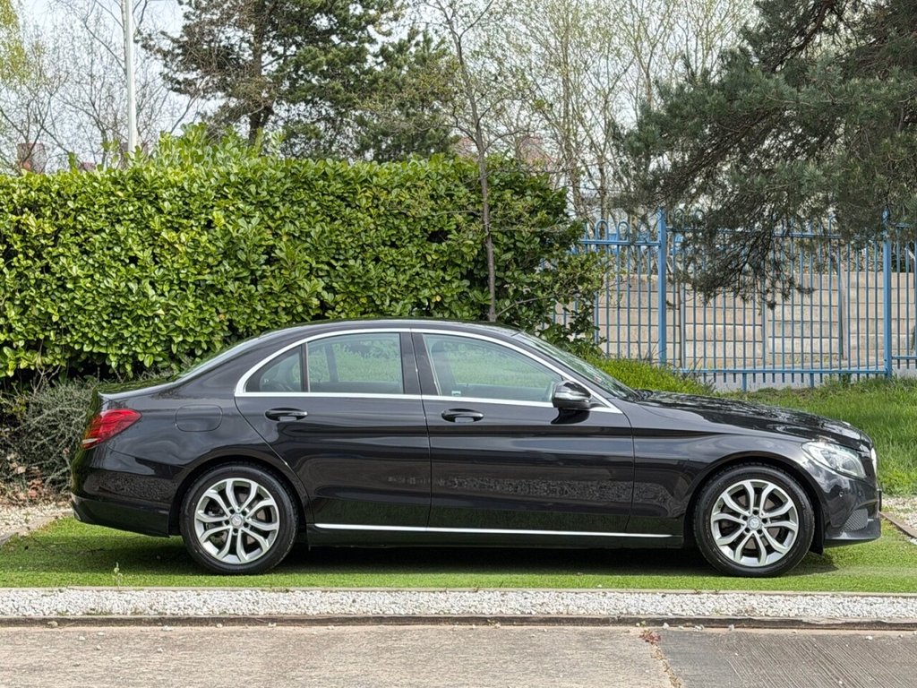 Used Mercedes-Benz C Class 2016 for sale - 78220765: Photo 2