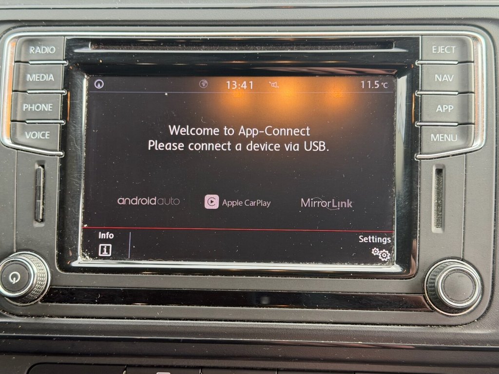 Used Volkswagen Transporter 2018 for sale - 77673511: Photo 17