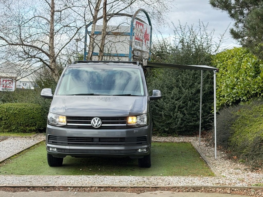 Used Volkswagen Transporter 2018 for sale - 77673511: Photo 2