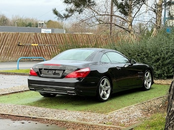 Used Mercedes-Benz SL 2015 for sale - 77287850: Photo