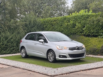 2013 (13) - 1.6 VTi VTR+ Hatchback 5dr Petrol Auto Euro 5 (120 ps)