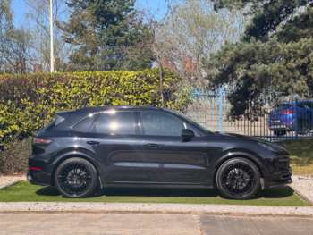 Used Porsche Cayenne 2018 for sale - 74332492: Photo