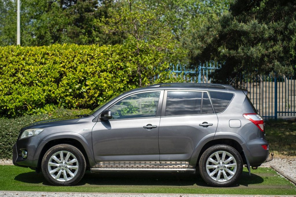 Used Toyota RAV4 2012 for sale - 76333338: Photo 5