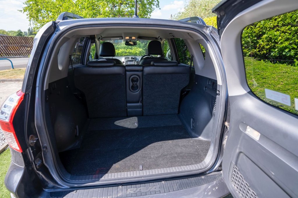 Used Toyota RAV4 2012 for sale - 76333338: Photo 6