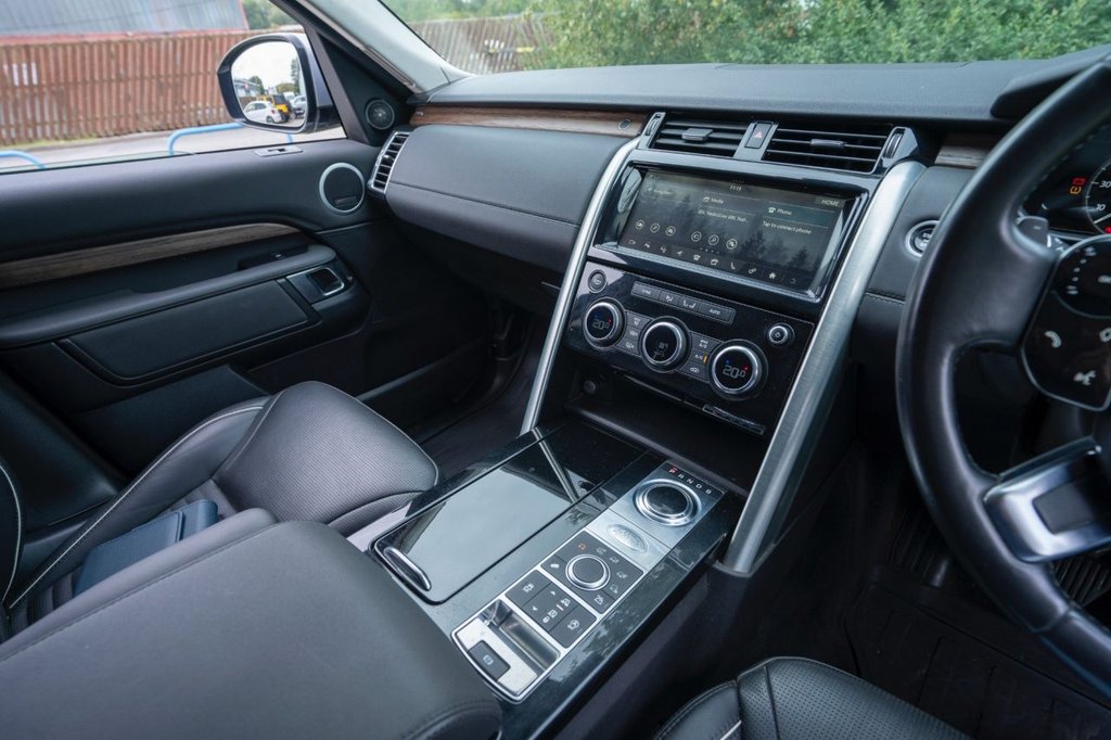 Used Land Rover Discovery 2019 for sale - 76820274: Photo 10