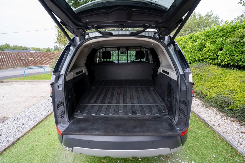 Used Land Rover Discovery 2019 for sale - 76820274: Photo 5