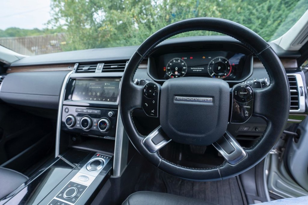 Used Land Rover Discovery 2019 for sale - 76820274: Photo 9