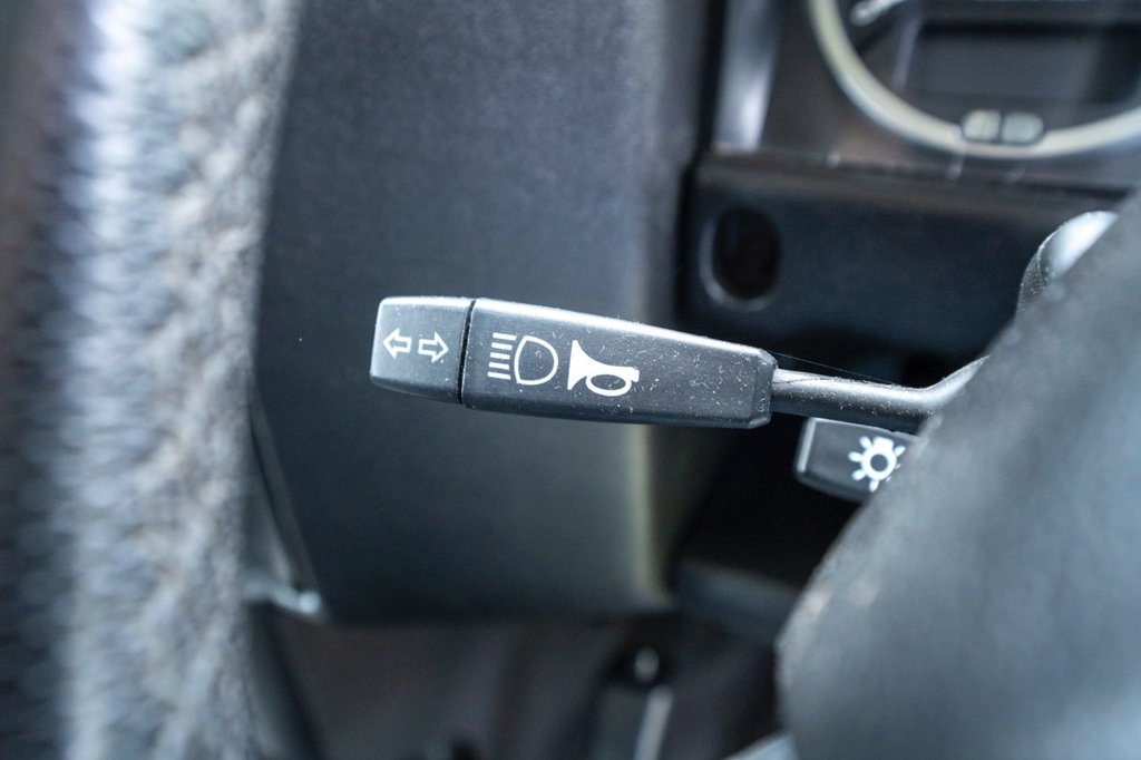 Used Land Rover Defender 110 2008 for sale - 76111933: Photo 13