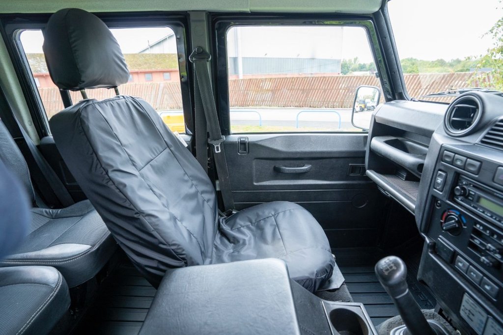 Used Land Rover Defender 110 2008 for sale - 76111933: Photo 16