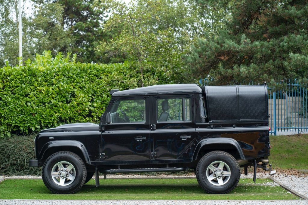 Used Land Rover Defender 110 2008 for sale - 76111933: Photo 5