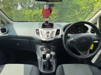Used Ford Fiesta 2010 for sale - 74997731: Photo