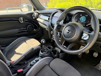 Used MINI Convertible 2022 for sale - 78349378: Photo