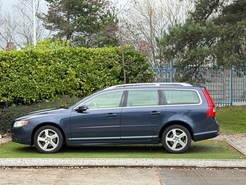 Used Volvo V70 2011 for sale - 77369424: Photo 20