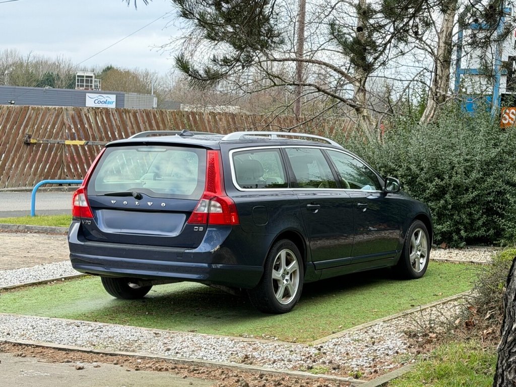Used Volvo V70 2011 for sale - 77369424: Photo 5