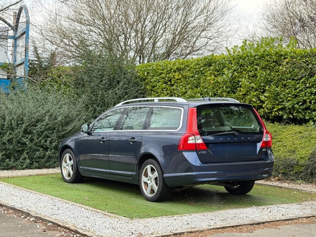 Used Volvo V70 2011 for sale - 77369424: Photo 6