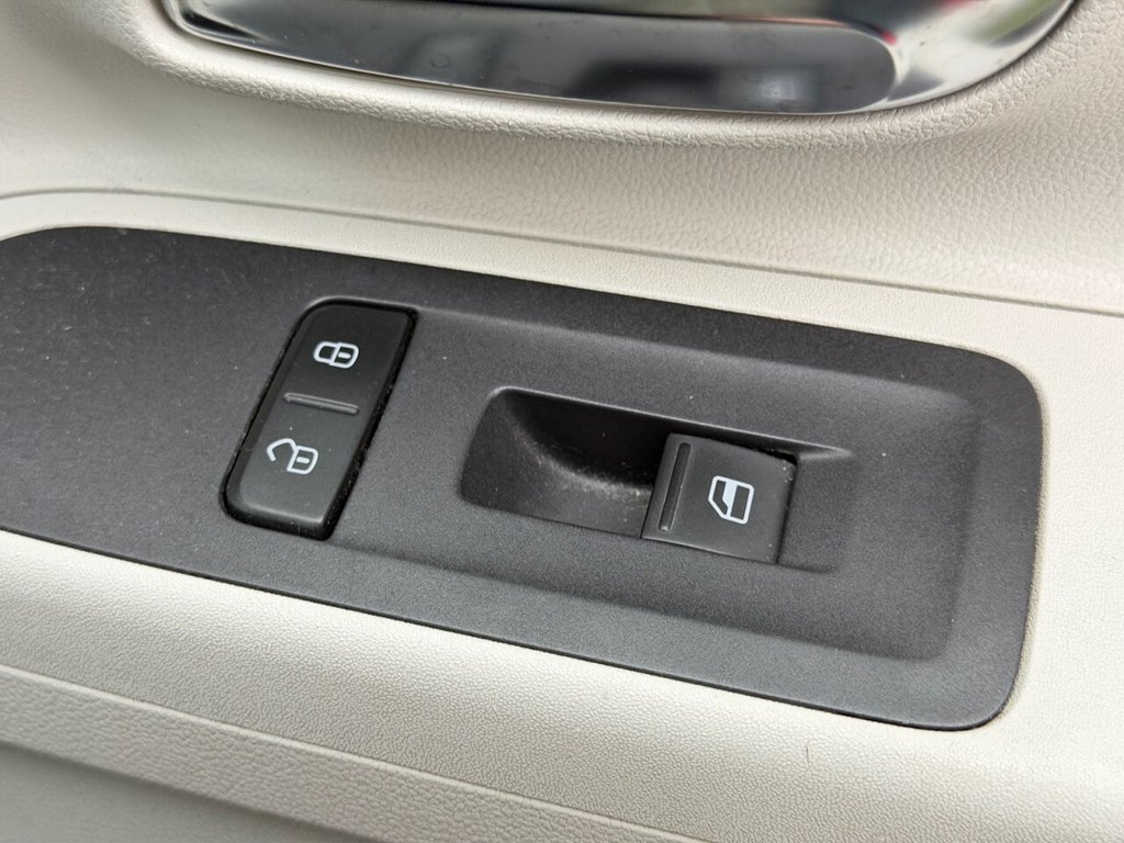 Used Volkswagen up! 2012 for sale - 77153703: Photo 11