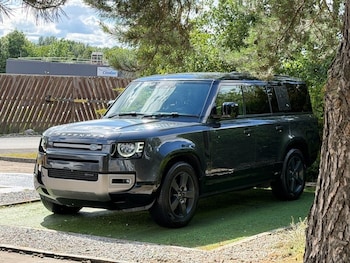 Used Land Rover Defender 130 2023 for sale - 78875442: Photo