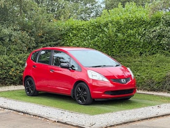 Used Honda Jazz 2010 for sale - 79763704: Photo