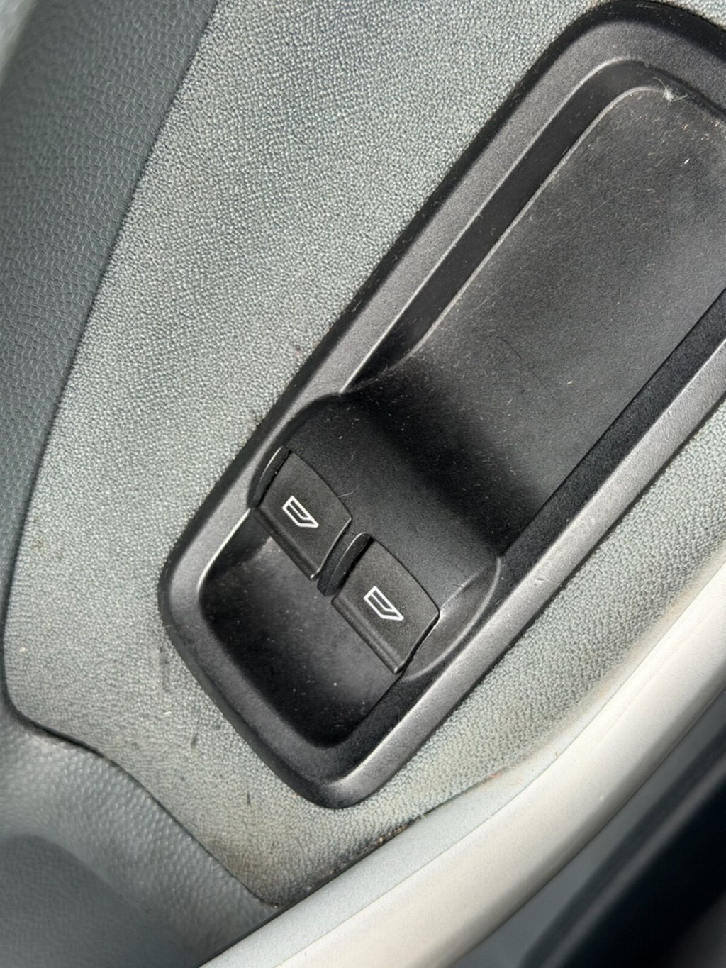 Used Ford Fiesta 2010 for sale - 76459284: Photo 16