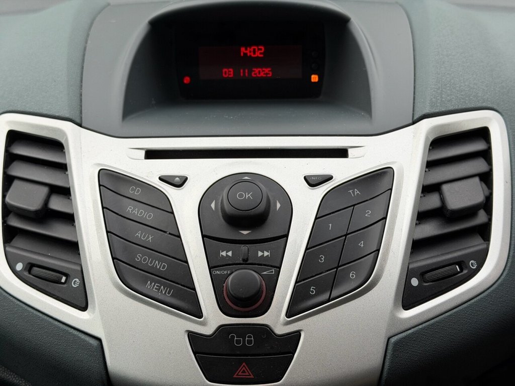 Used Ford Fiesta 2010 for sale - 76459284: Photo 17