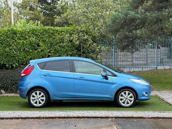 Used Ford Fiesta 2010 for sale - 76459284: Photo