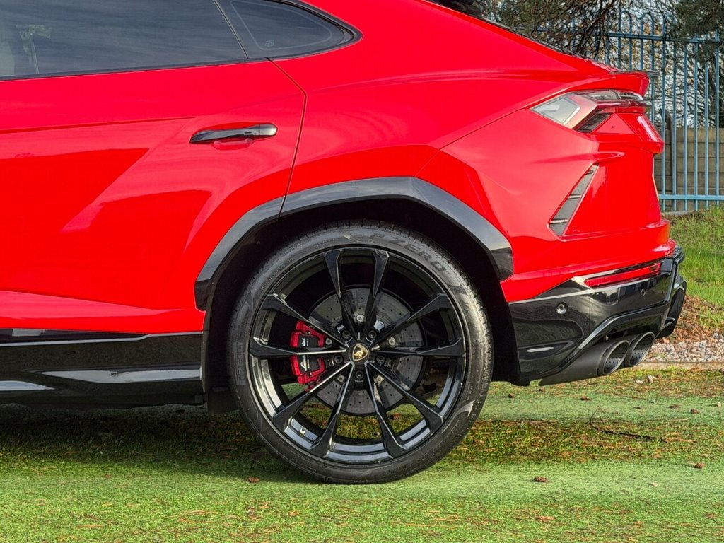 Used Lamborghini Urus 2019 for sale - 76962470: Photo 15