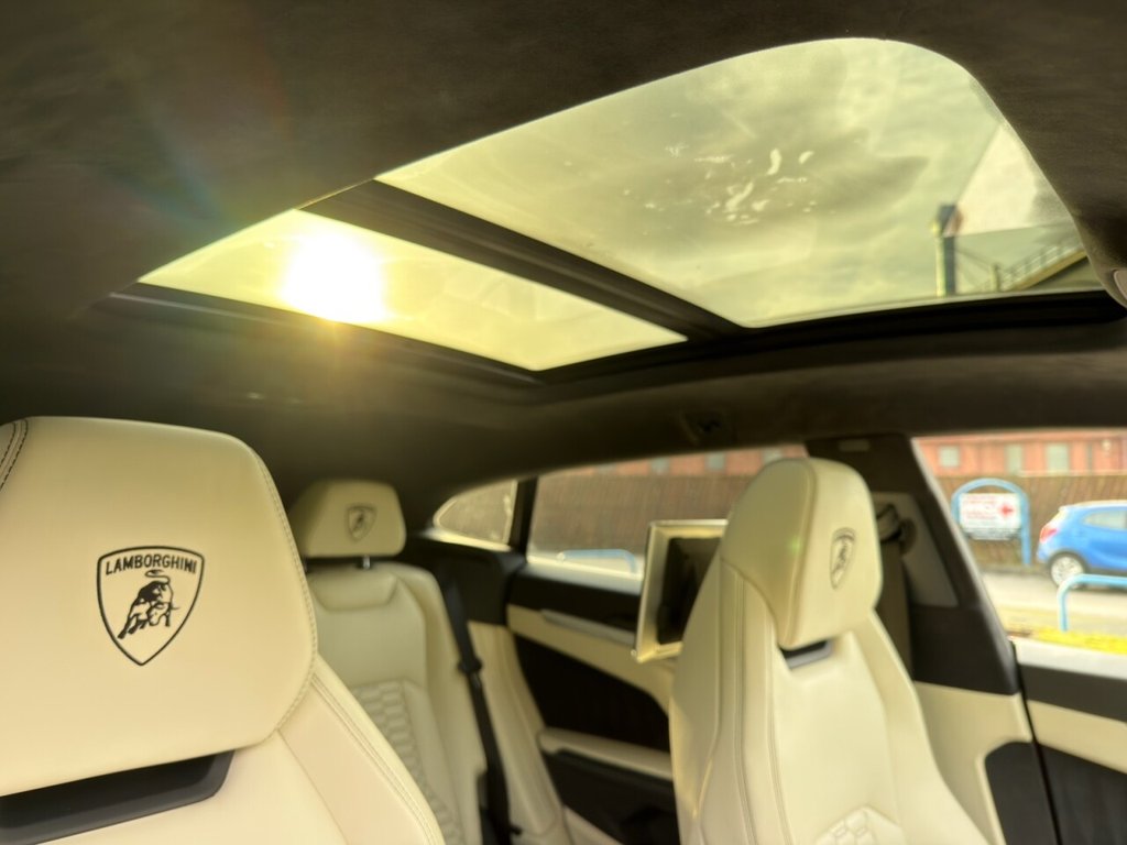 Used Lamborghini Urus 2019 for sale - 76962470: Photo 19