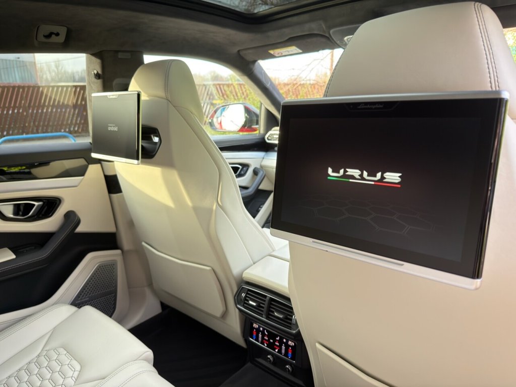 Used Lamborghini Urus 2019 for sale - 76962470: Photo 27