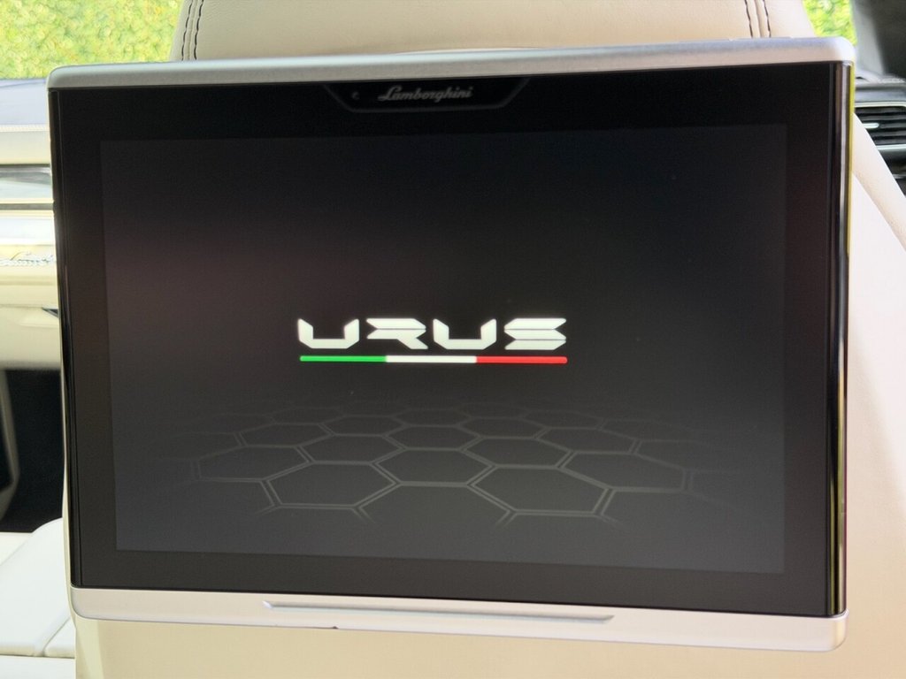 Used Lamborghini Urus 2019 for sale - 76962470: Photo 28