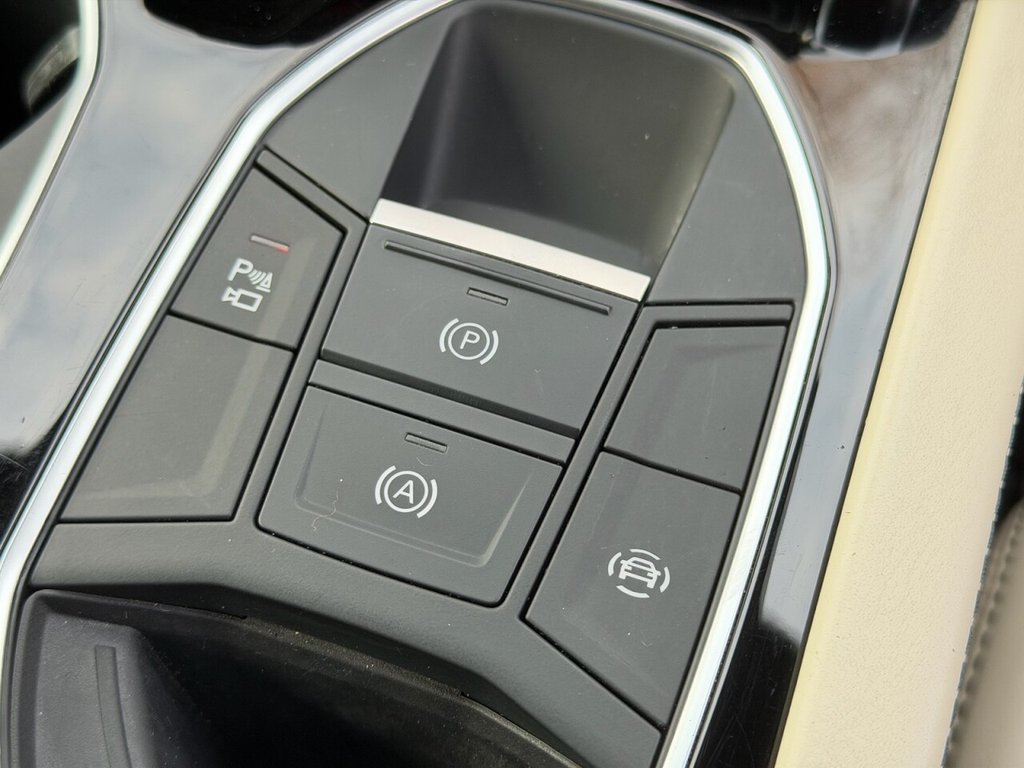 Used Lamborghini Urus 2019 for sale - 76962470: Photo 38